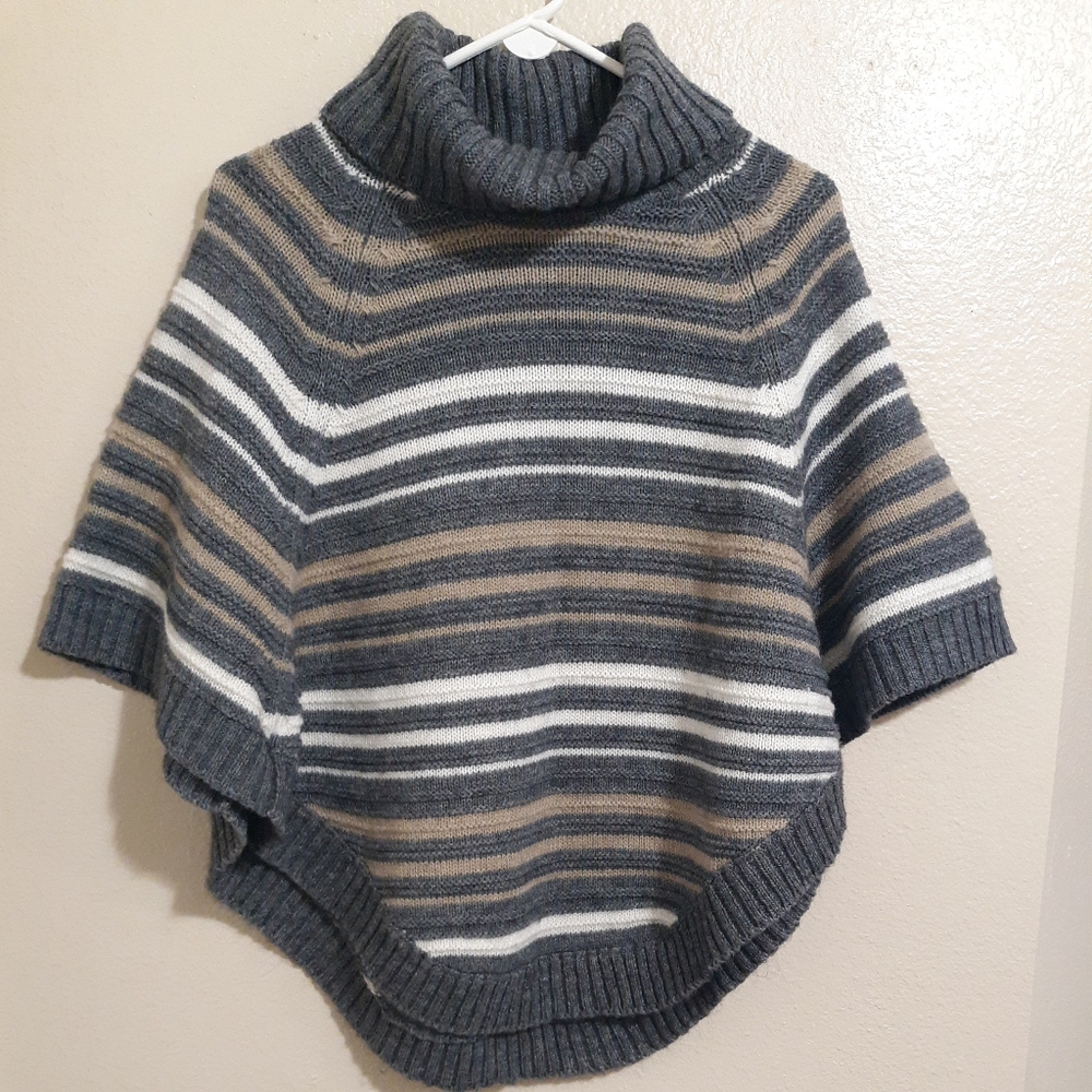 Twins Size L Poncho Italy Wool Blend